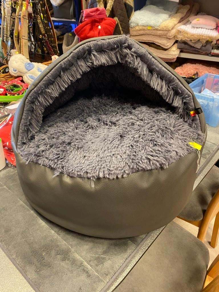 Luxe poef met kap van het merk Divertido., Dieren en Toebehoren, Ophalen of Verzenden, Nieuw