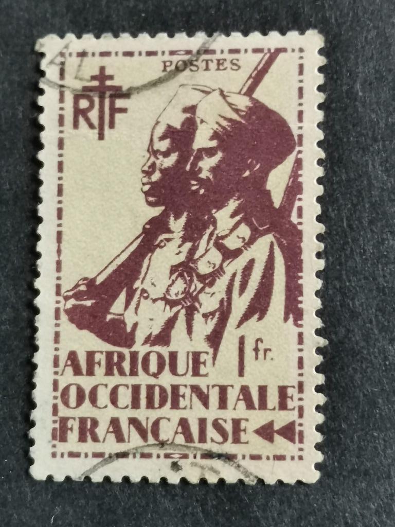 Frans West-Afrika 1945 - soldaten, Ophalen of Verzenden, Zuid-Afrika, Gestempeld