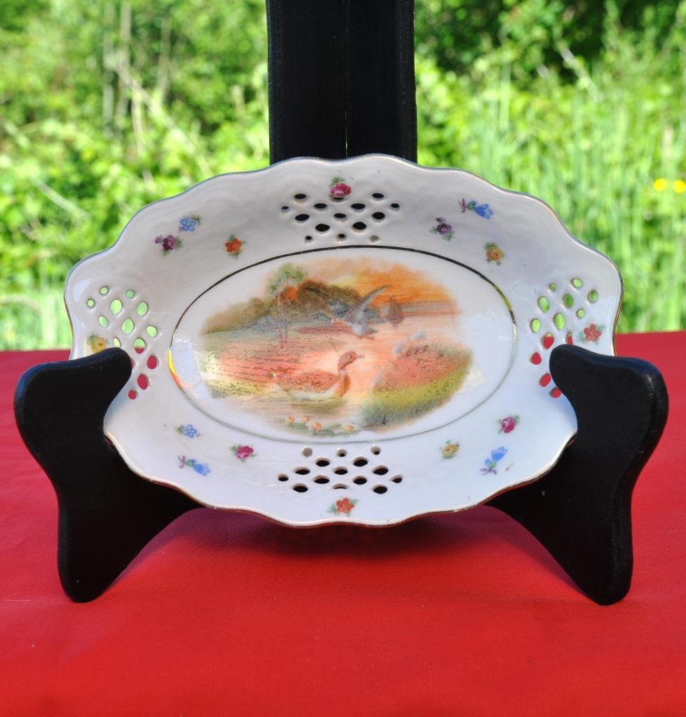 vide poche oval  porcelaine 4 cotés ajourés decor canard, Antiquités & Art, Antiquités | Porcelaine, Enlèvement ou Envoi