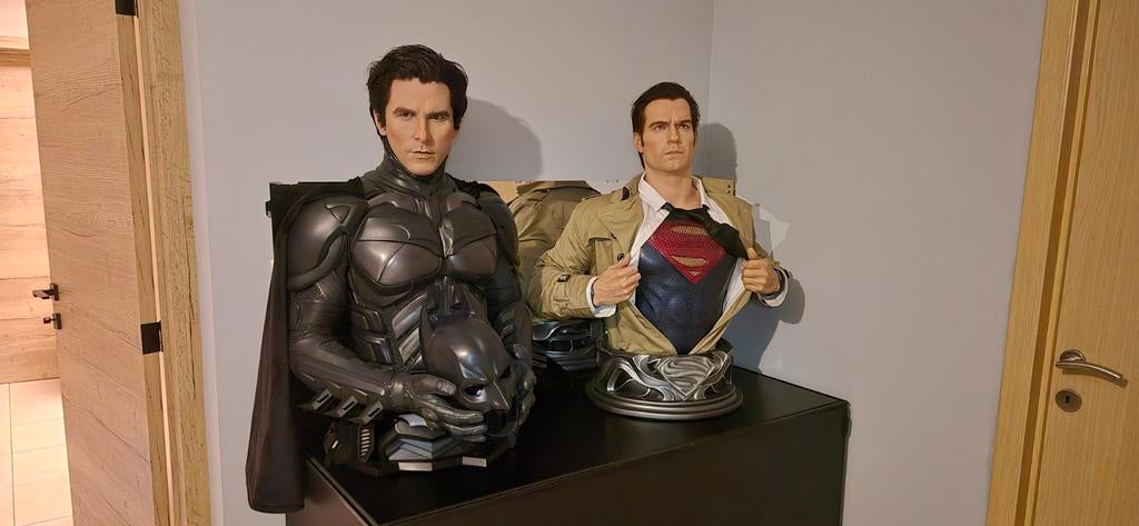 Queen studio Superman, Ophalen