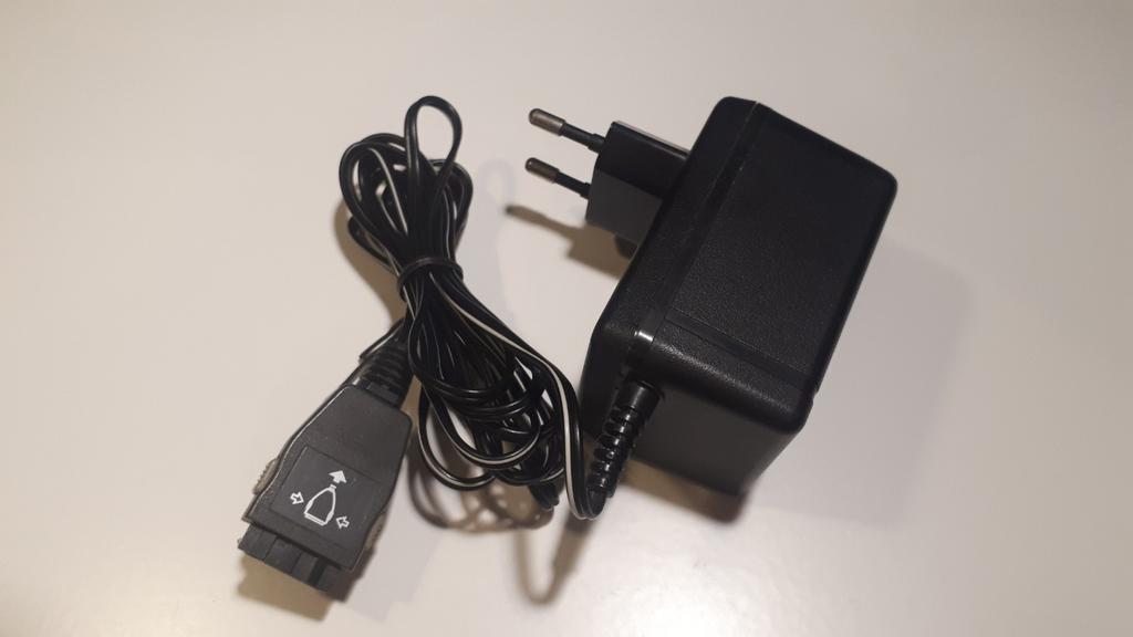 Oude PANASONIC lader - AC ADAPTER, Telecommunicatie, Mobiele telefoons | Telefoon-opladers, Ophalen of Verzenden, Gebruikt, Panasonic