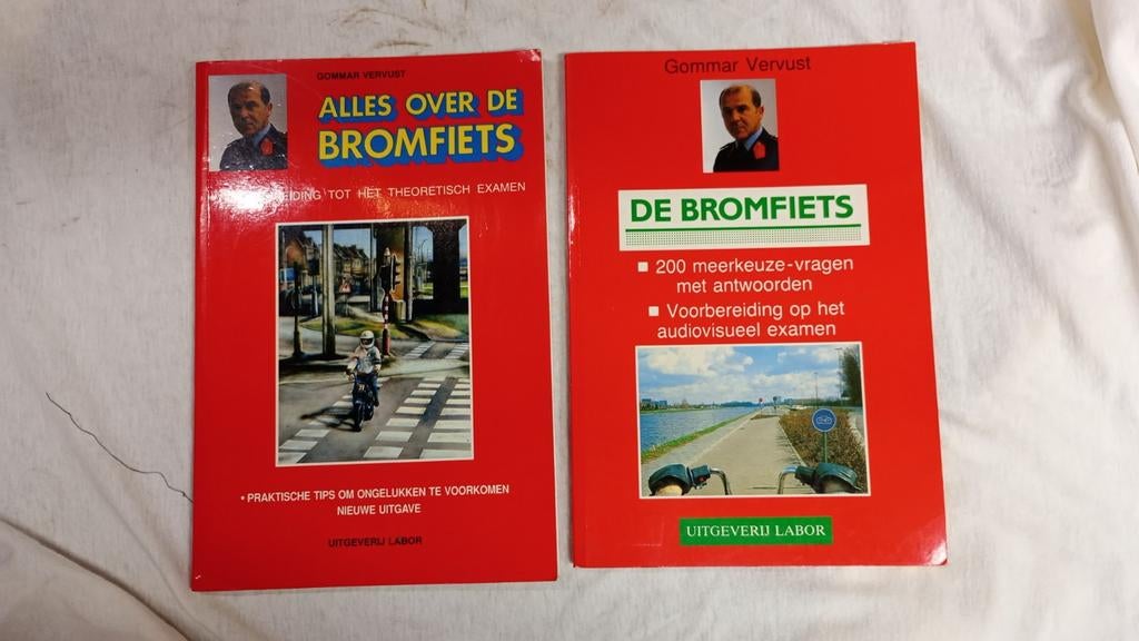 Boeken alles over de bromfiets, Ophalen