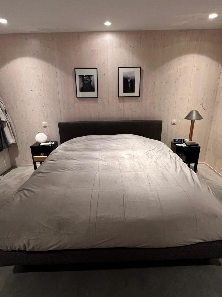 Bed en latoflex en matras en 2 nachtkastjes te koop, Huis en Inrichting, Ophalen, Tweepersoons, Zo goed als nieuw, Modern