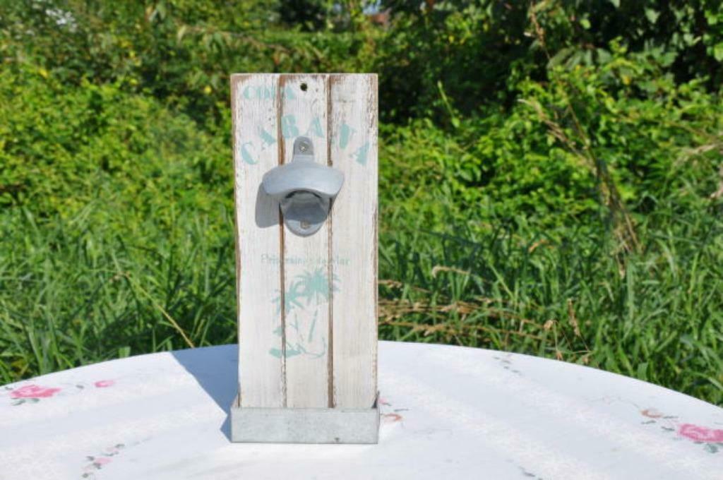 §  décapsuleur mural bois et metal, Maison & Meubles, Enlèvement ou Envoi, Utilisé