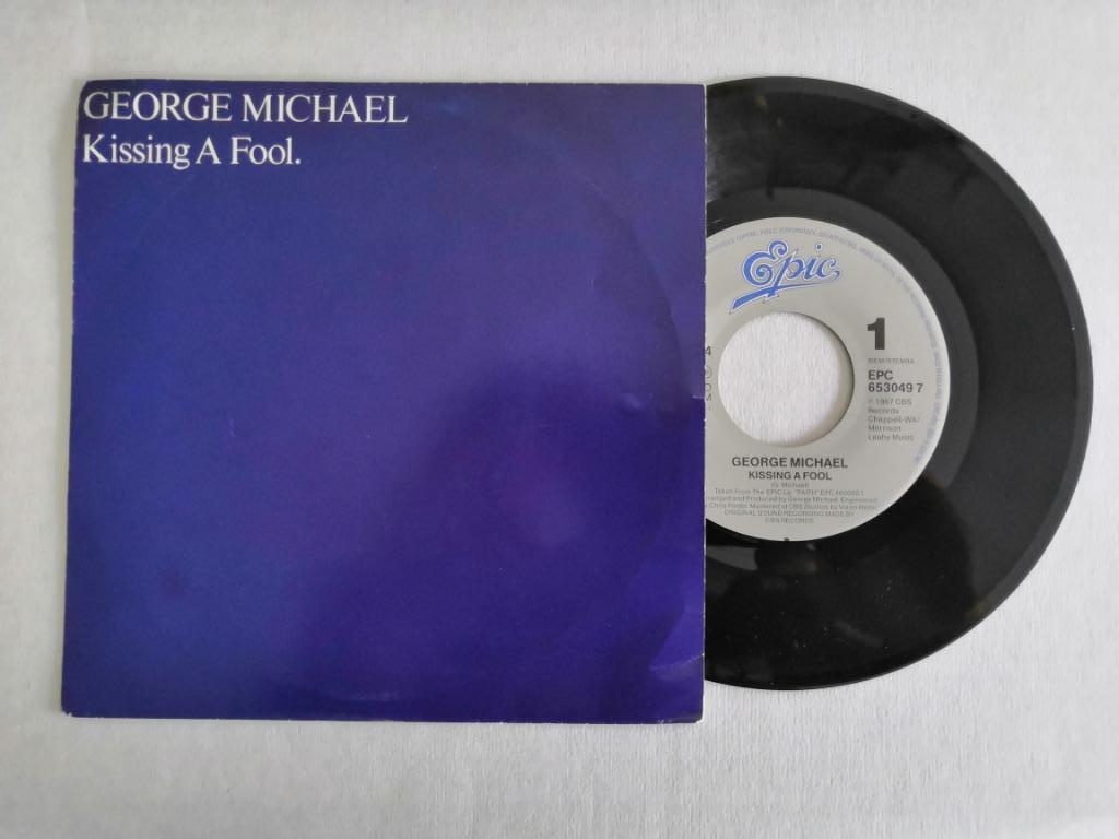 GEORGE MICHAEL - Kissing a fool (45t), 7 inch, Single, Ophalen of Verzenden, Zo goed als nieuw