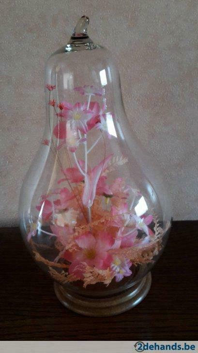 Glazen peer met kunstbloemen, Antiek en Kunst