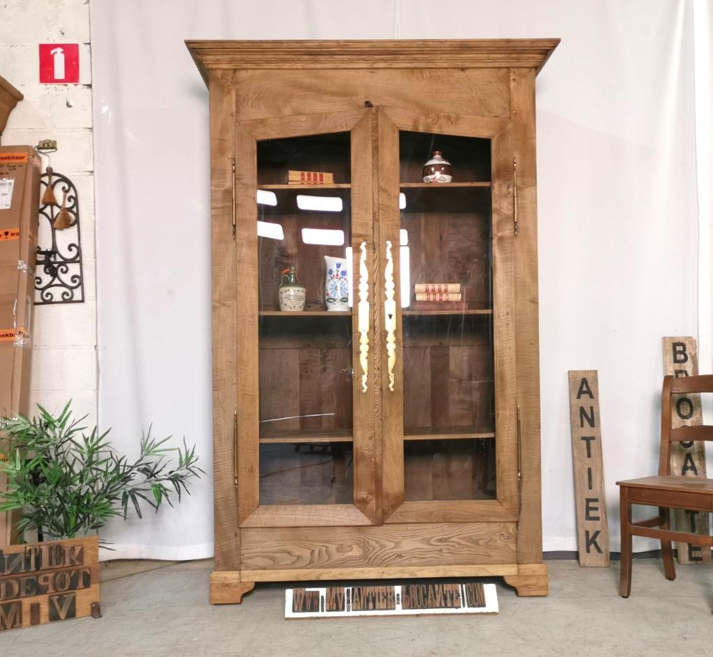 Hoge antieke Franse boeken-/vitrinekast in BLANKE eik H 220, Antiek en Kunst, Ophalen