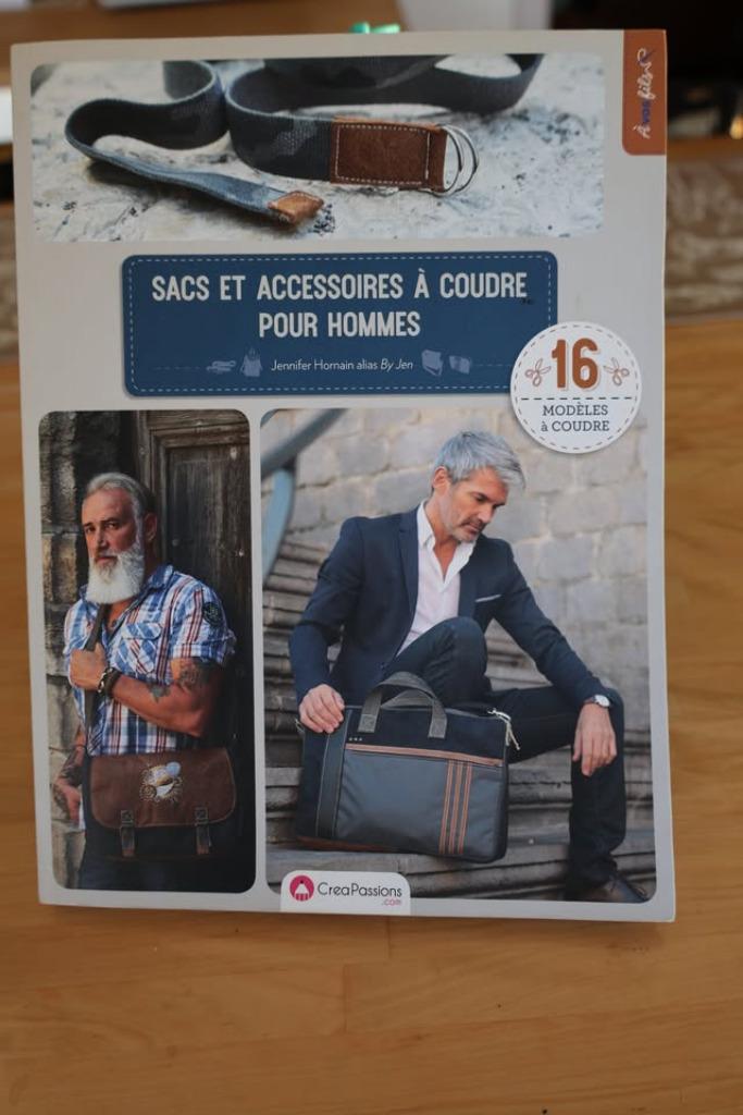 Livre couture pour hommes, Boeken, Hobby en Vrije tijd, Zo goed als nieuw, Borduren en Naaien, Ophalen