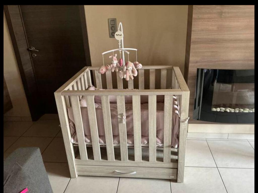 Babypark TWF met baby’s only bekleding en Nattou accessoires, Kinderen en Baby's, Ophalen, Zo goed als nieuw, Boxkleed