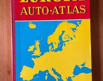 Europa auto atlas hallwag, Boeken, Atlassen en Landkaarten, Ophalen of Verzenden, Gelezen, Europa Overig, Landkaart