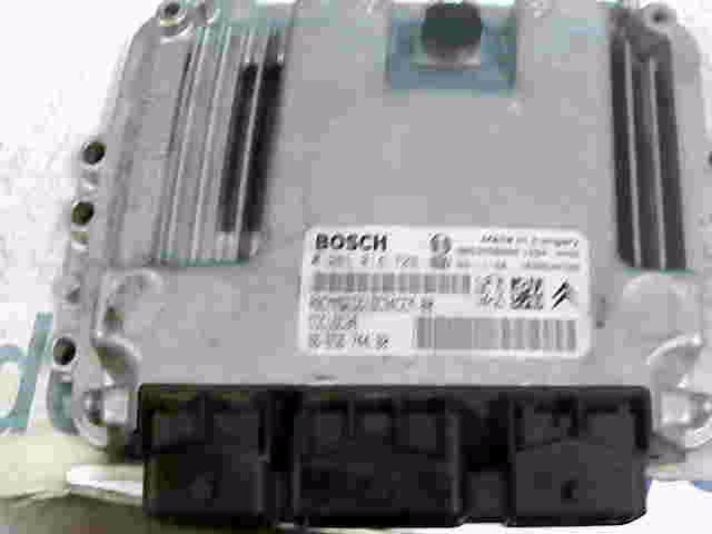 Boitier moteur Citroën C4 Grand Picasso 1.6HDi 80kw LP/14126, Auto-onderdelen, Overige Auto-onderdelen, Citroën, Gebruikt, Ophalen of Verzenden