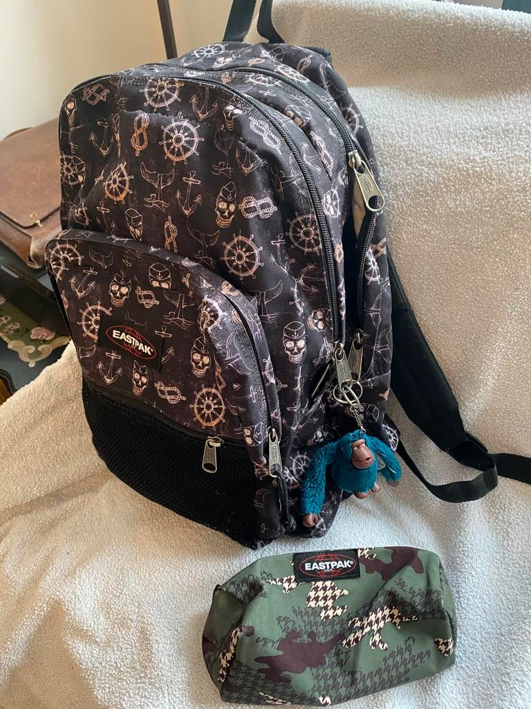 Cartable / sac à dos eastpak, Enlèvement, Comme neuf