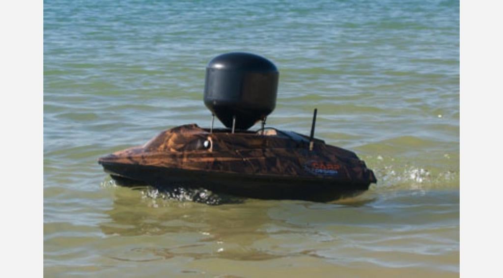 Bateau amorceur carp design V80, Enlèvement, Comme neuf