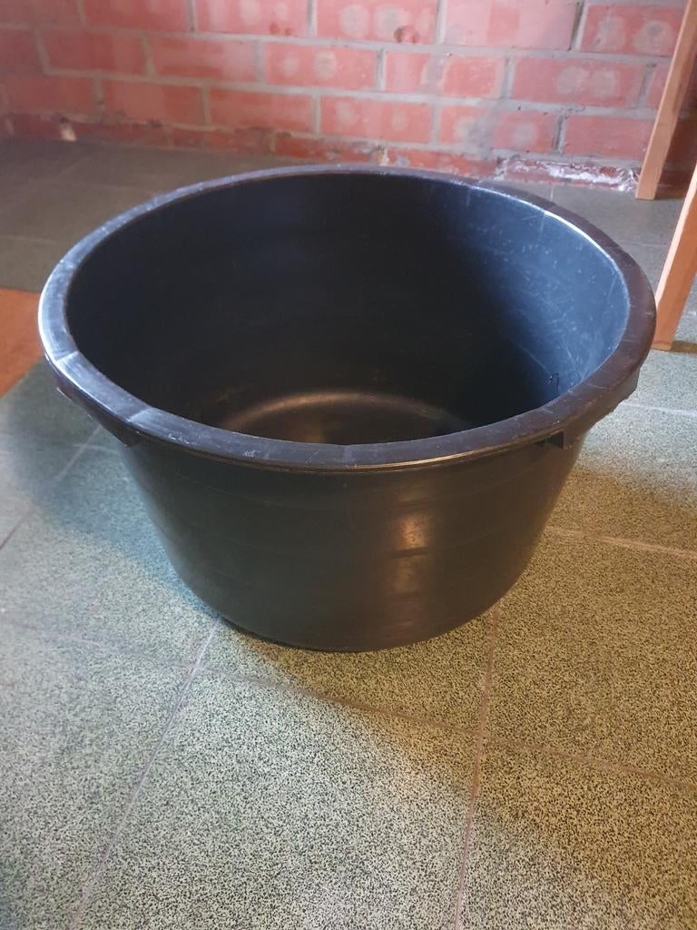 Bassine noir 65L, Huis en Inrichting, Emmers, Ophalen