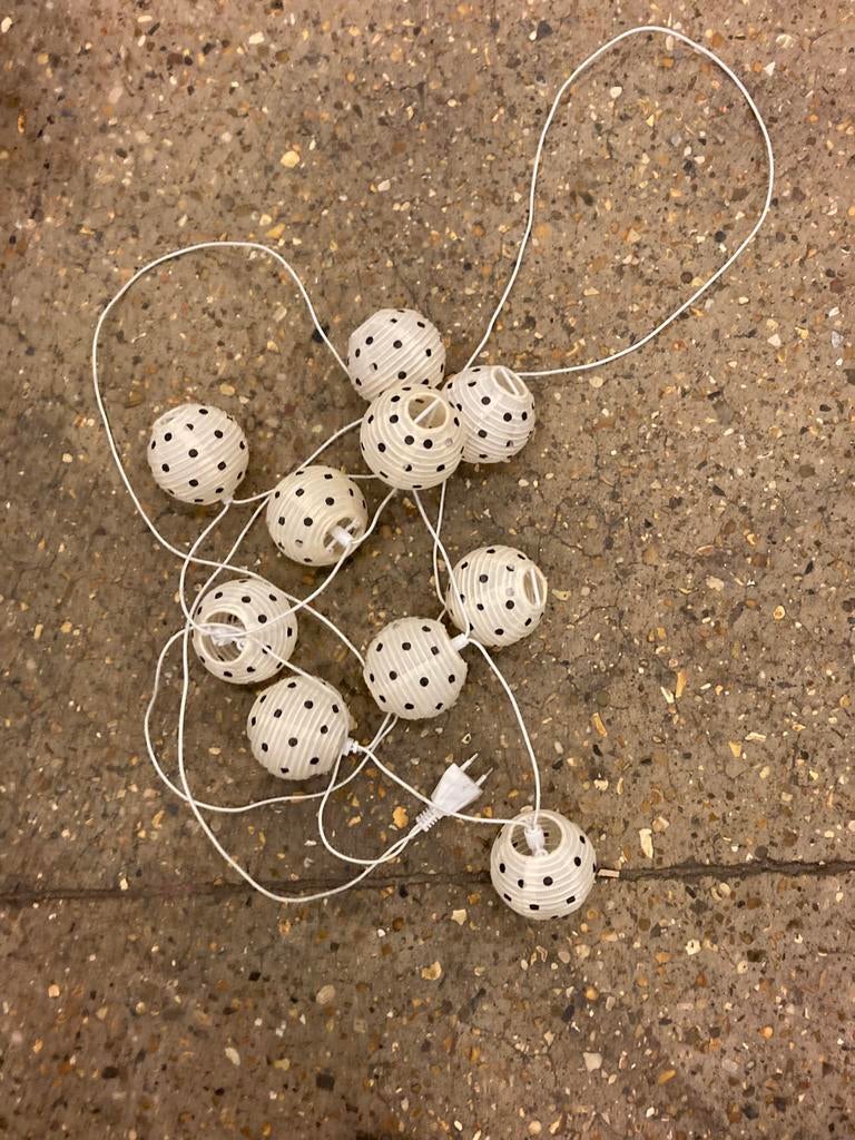 Lichtkrans met lampionnen met zwarte stippen, Enlèvement ou Envoi, Comme neuf