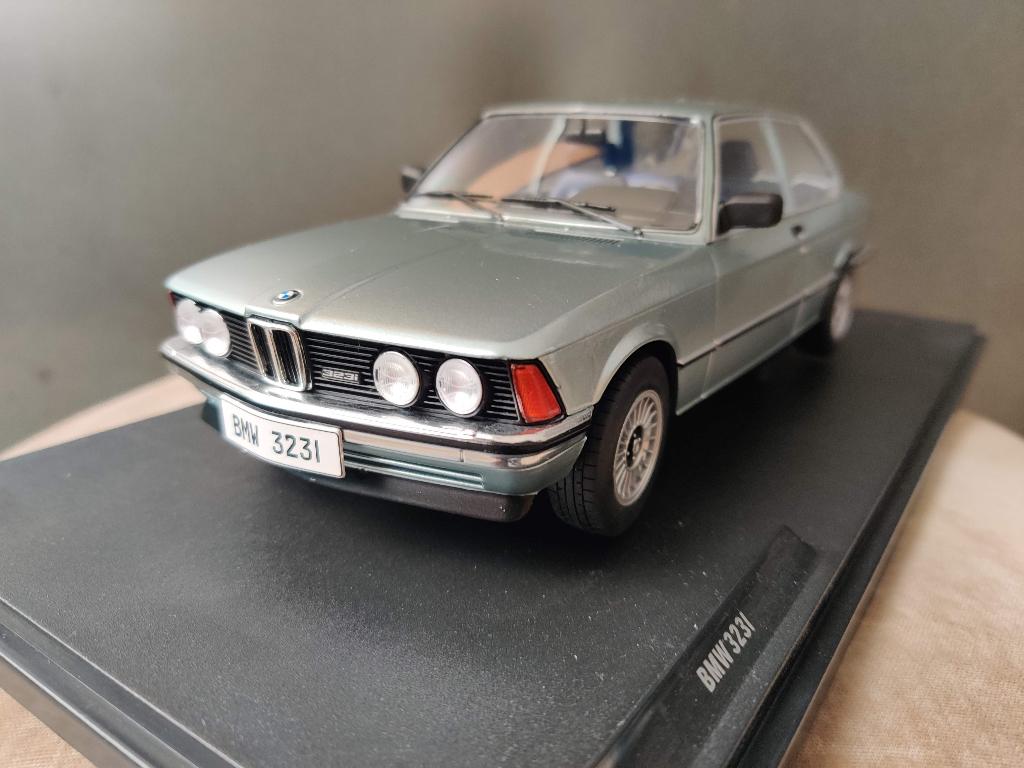 BMW 323i E21 1980 bleue Solido 1:18e neuve, en boîte., Ophalen of Verzenden, Nieuw, Auto, Solido