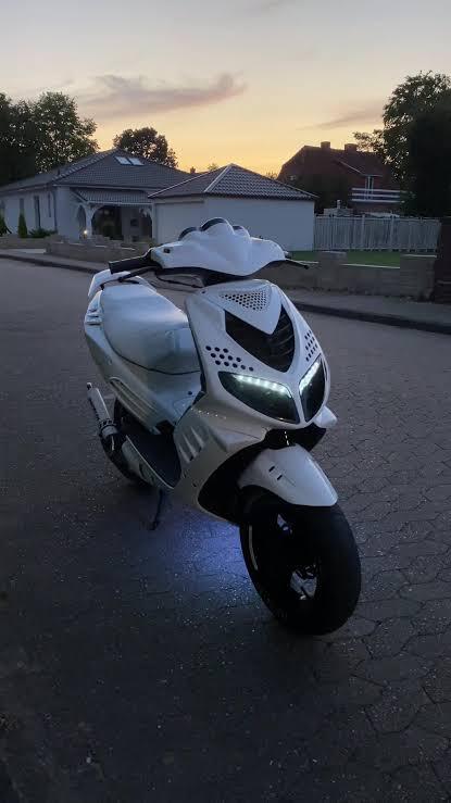 Peugeot speedfight 2 gezocht !!!!!, Enlèvement