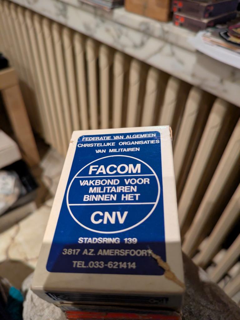 Facom, Collections, Enlèvement ou Envoi, Comme neuf, Carte(s) à jouer