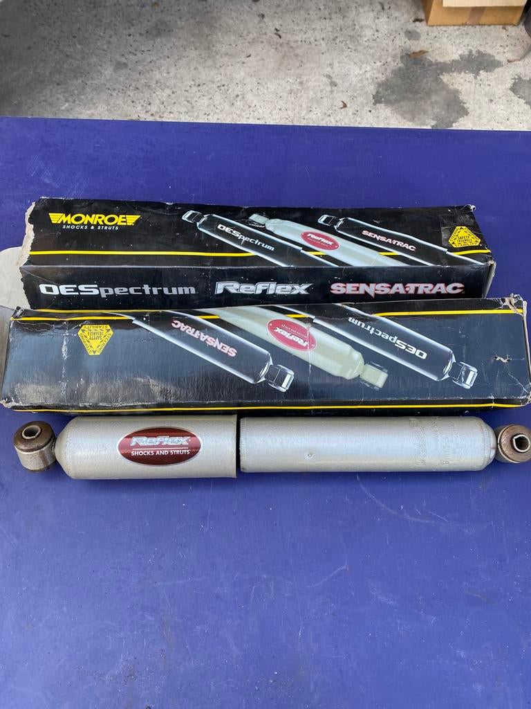 MONROE 911123 Amortisseur comprenant 2 pièces Chrysler, Enlèvement, Neuf, Chrysler