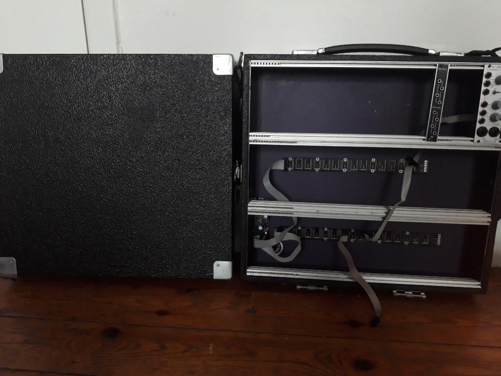 Eurorack case Arksine Custom enclosure 3U 84Hp x3 + alim 4A, Enlèvement ou Envoi, Utilisé
