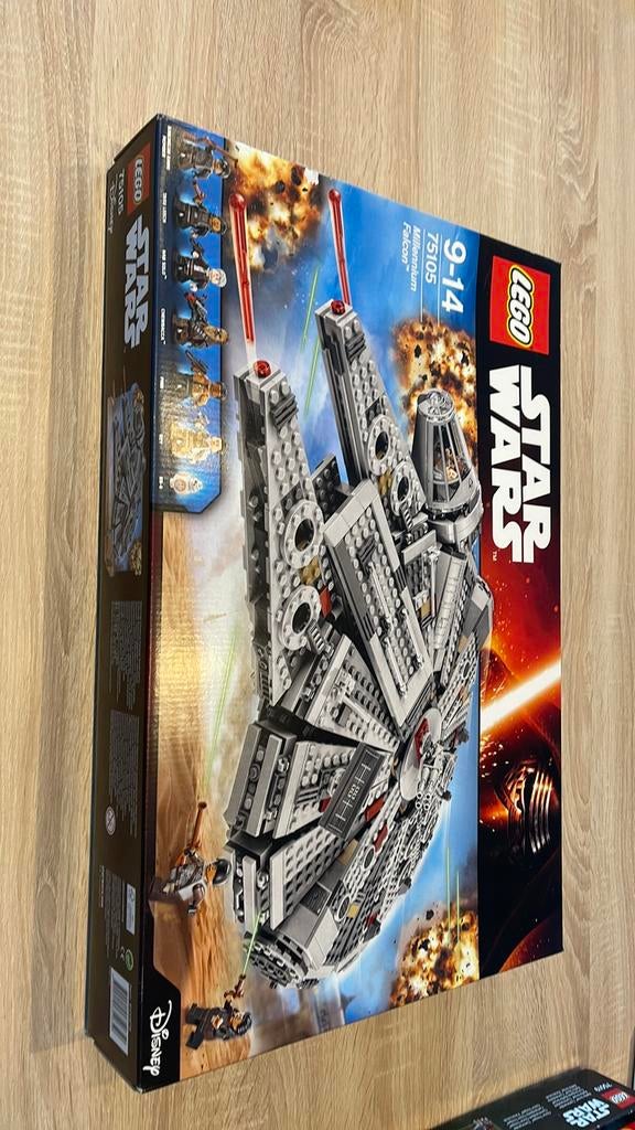 LEGO Star Wars 75105 neuf Millennium Falcon, Ophalen, Lego