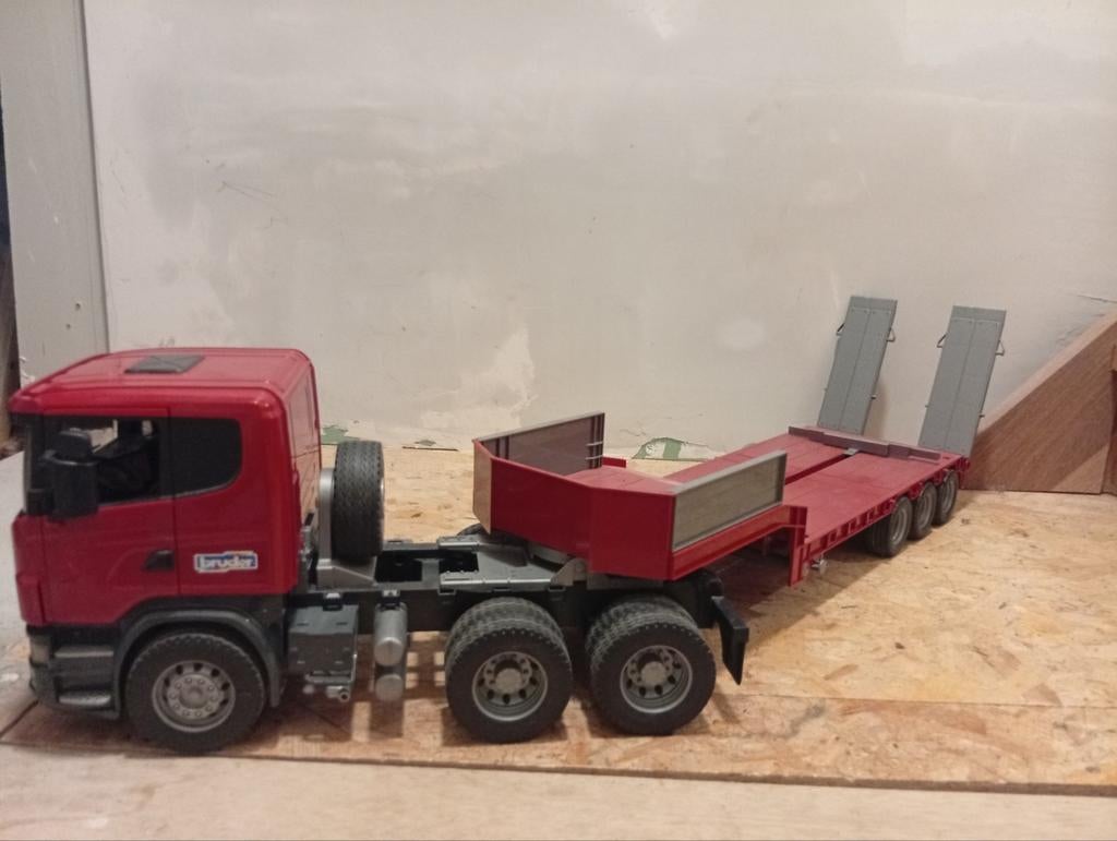 Bruder Heavy Duty, Tuinenarduin@gmail.com, Zo goed als nieuw, Bus of Vrachtwagen, Tuin