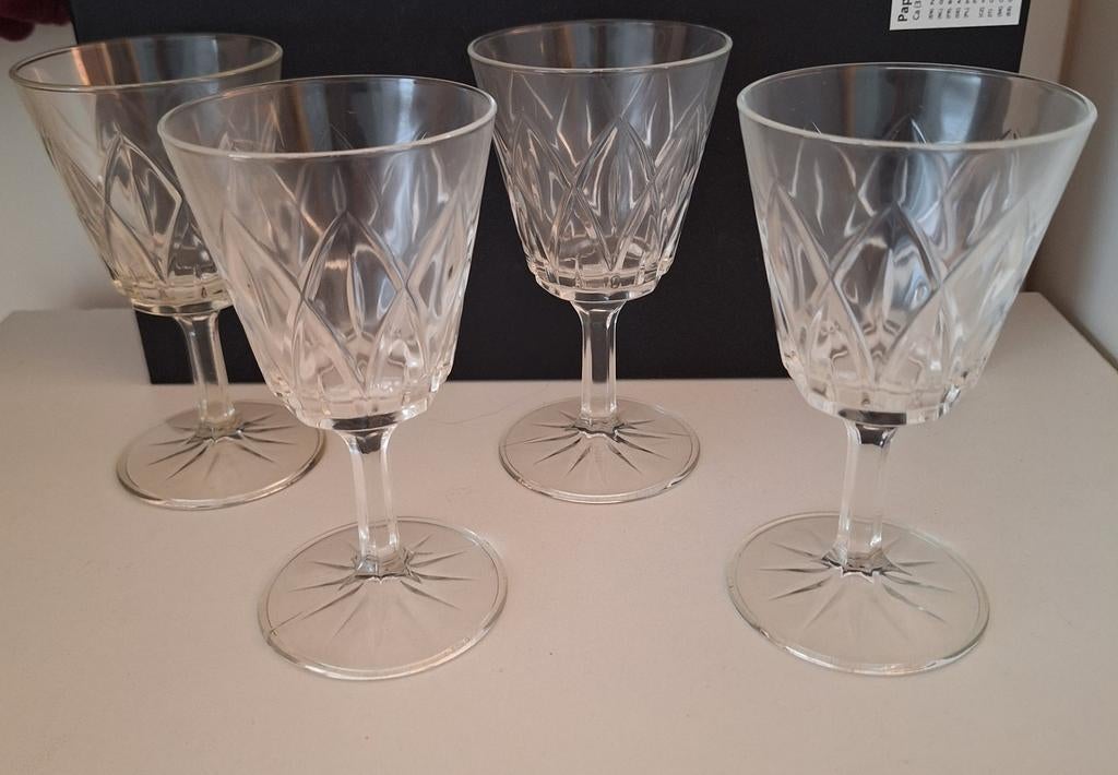 4 vintage wijnglazen wijn glazen glas, Ophalen of Verzenden, Zo goed als nieuw