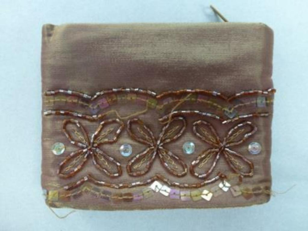 sac à main ou pochette couleur bronze avec perles, Enlèvement ou Envoi, Utilisé, Autres couleurs, Autres marques