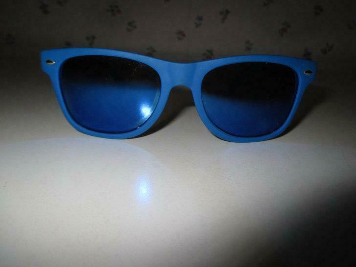 zonnebril voor kinderen, Enlèvement ou Envoi, Utilisé, Lunettes de soleil