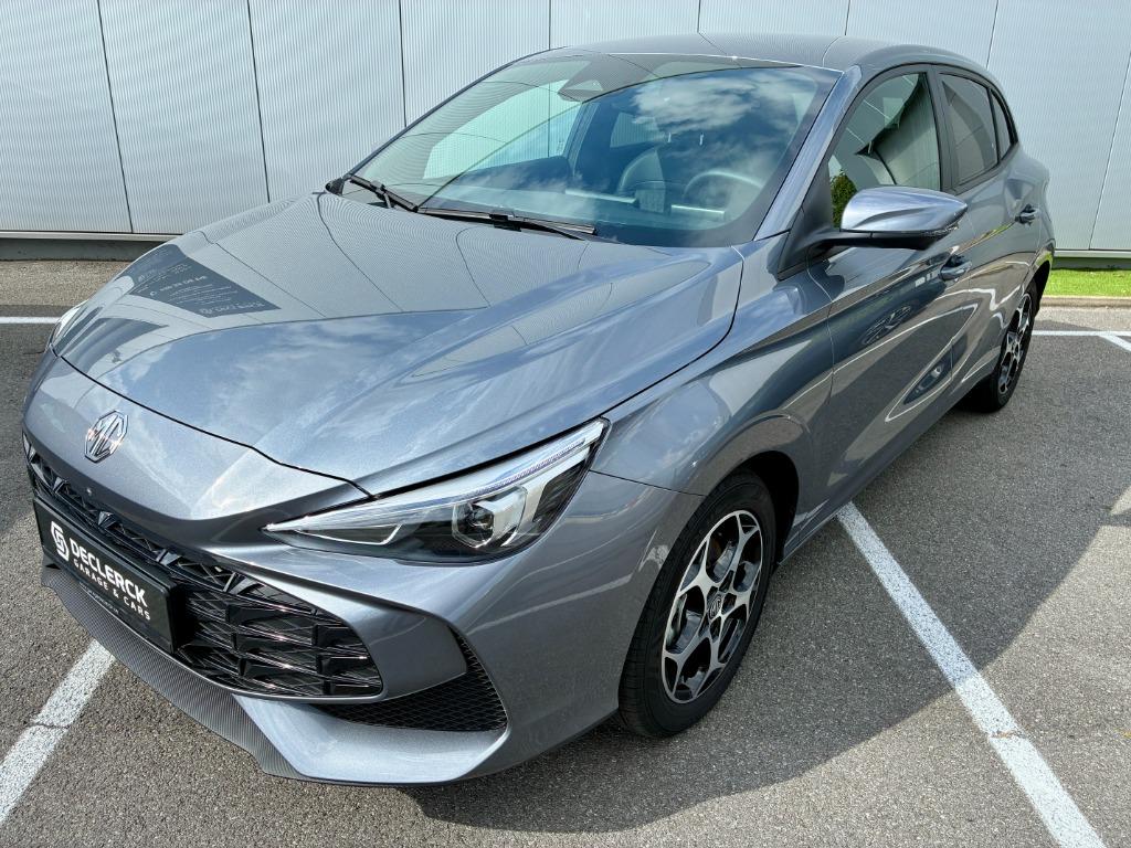 MG 3 Hybrid Luxury 360 Cam Carplay, Auto's, Dex, 4 cilinders, Leder en Stof, 5 zetels