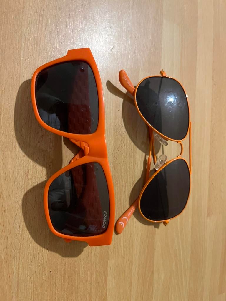 Zonnebrillen kinderen per stuk te koop 3€, Kinderen en Baby's, Ophalen, Gebruikt