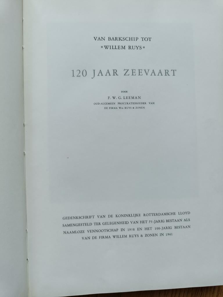 Rotterdamsche Lloyd 120 jaar zeevaart, Boeken, Ophalen