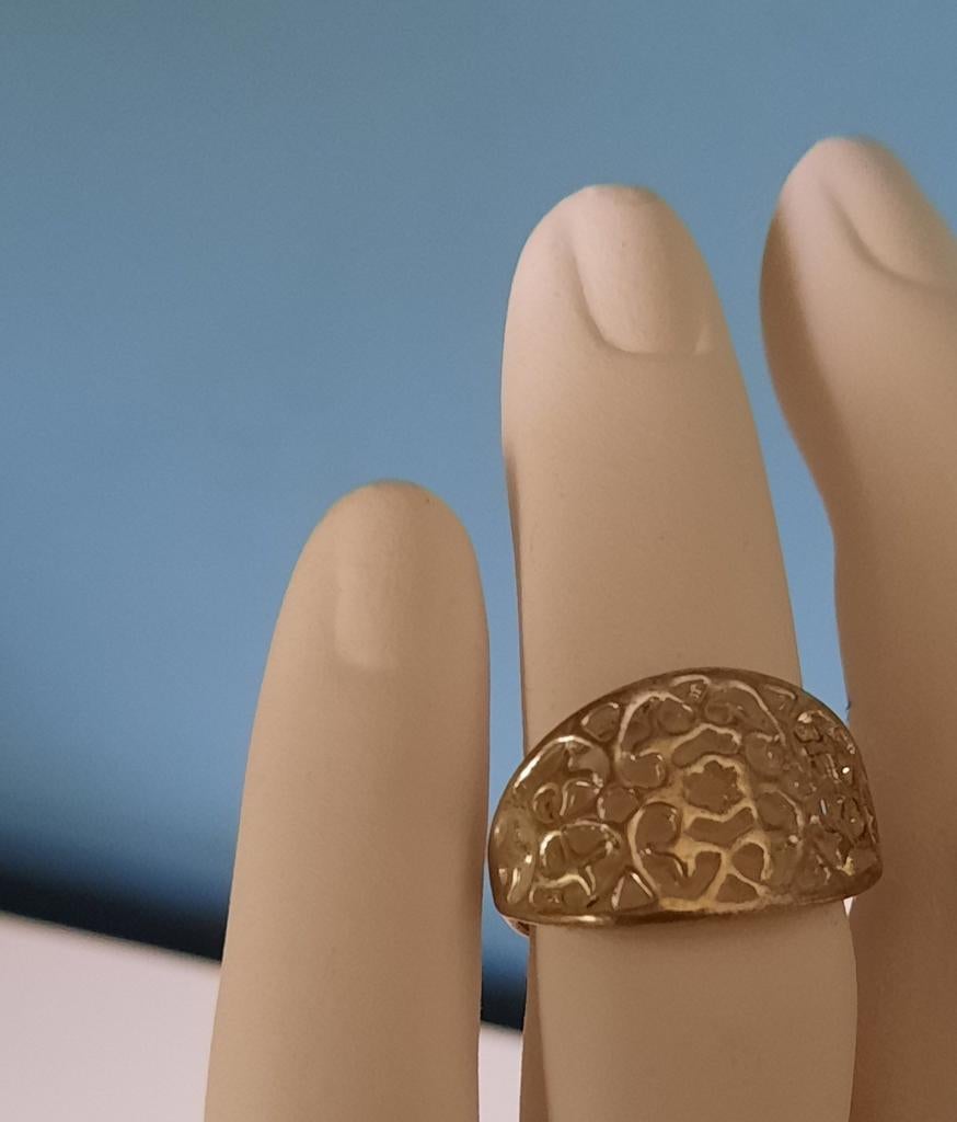 Opengewerkte ring, Ophalen of Verzenden, Zo goed als nieuw, Goud, Dame of Heer
