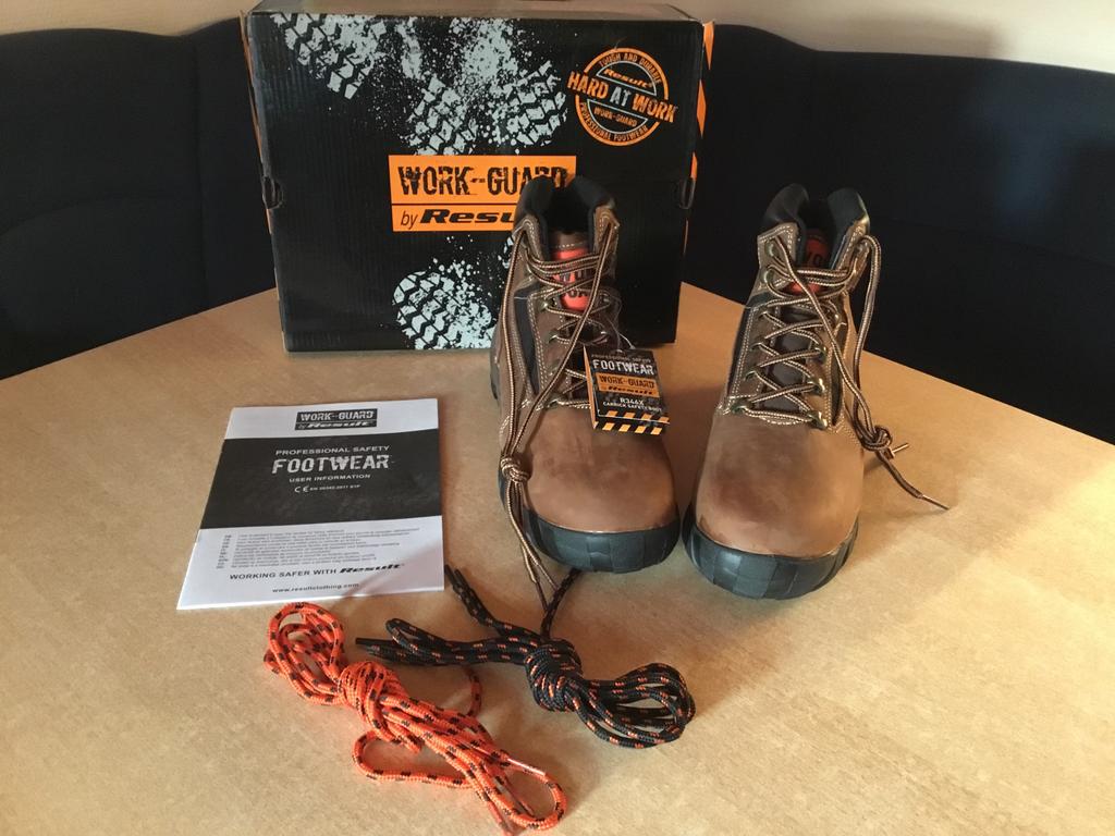 Bottines de sécurité homme, Ophalen of Verzenden, Zo goed als nieuw