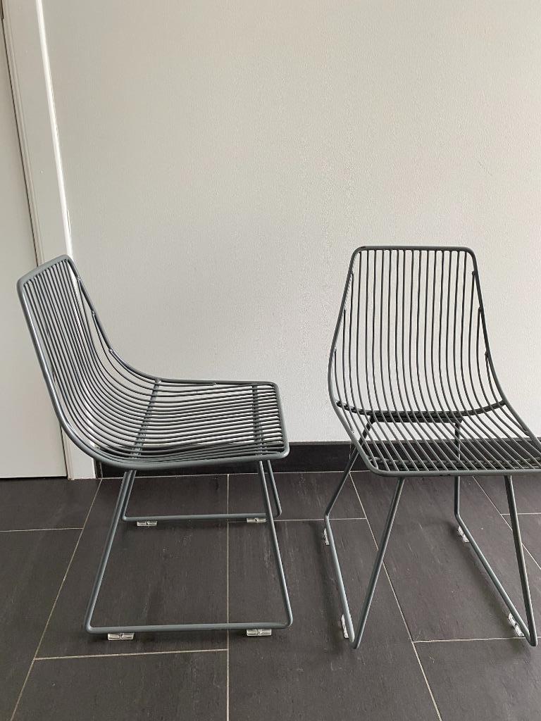 2 kinderstoel (design) in grijze kleur, Kinderen en Baby's, Kinderstoelen, Zo goed als nieuw, Overige typen, Ophalen