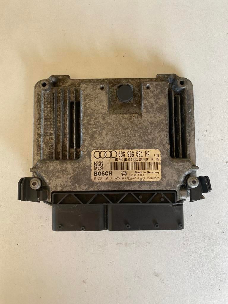 Audi A3 (8P) 1.9 TDi (BLS) 03G906021CV ECU, Autos : Pièces & Accessoires, Enlèvement ou Envoi, Utilisé, Audi