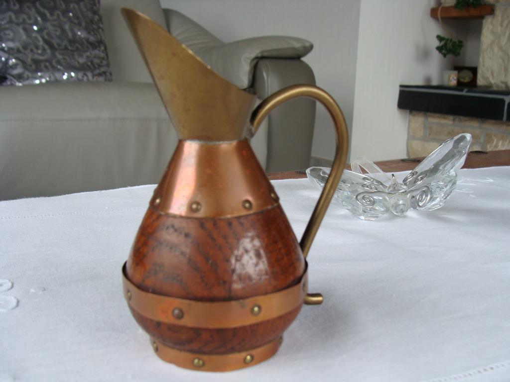 1 ancienne cruche en bois et cuivre bronze avec anse, Enlèvement ou Envoi, Bronze