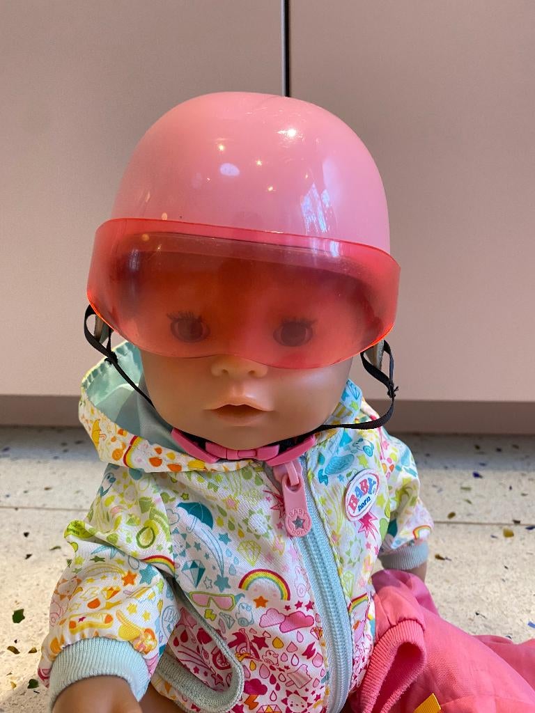 Babyborn helm in perfecte staat!, Kinderen en Baby's, Ophalen of Verzenden, Zo goed als nieuw, Babypop