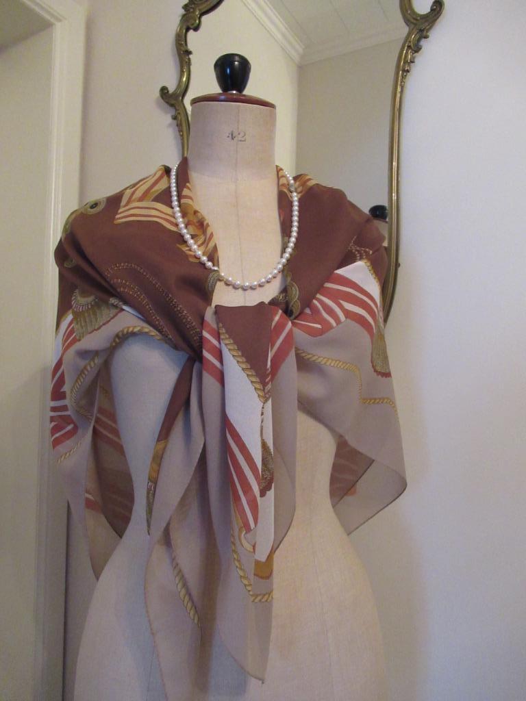 foulard-sjaal-XXL-1.15 m / 1.15 m-polyester-VINTAGE, Enlèvement ou Envoi