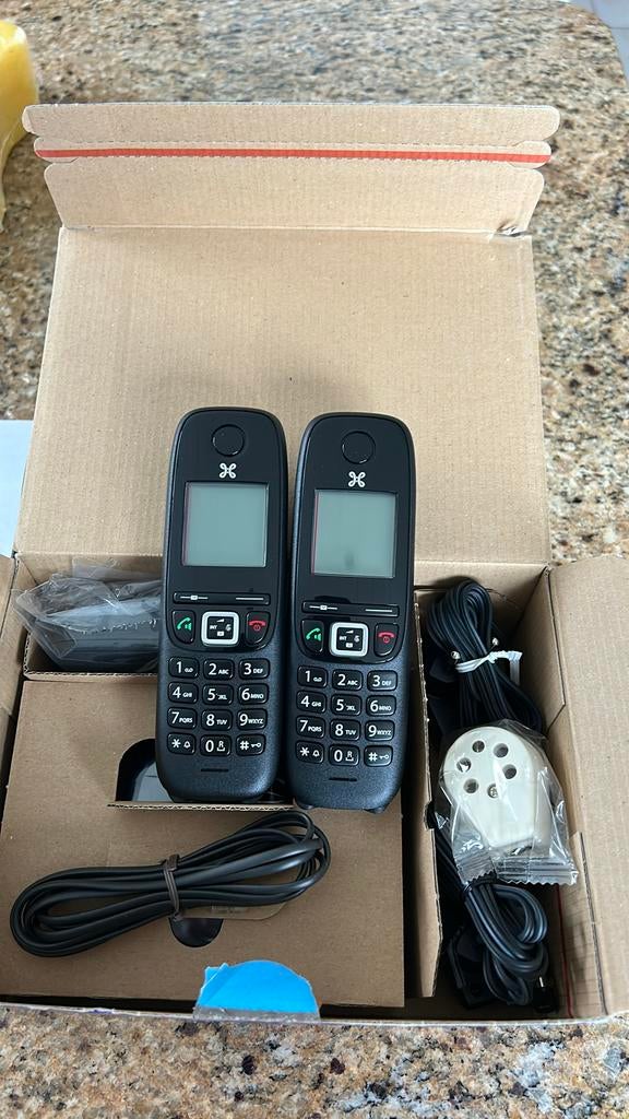 Draadloze telefoon Twist 304 duo, Telecommunicatie, Vaste telefoons | Handsets en Draadloos, Ophalen, Nieuw, 2 handsets