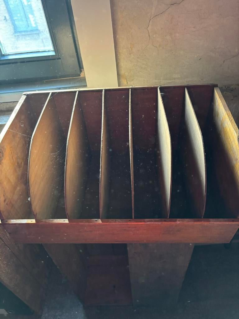Lectuurbak vintage, Huis en Inrichting, Woonaccessoires | Krantenbakken en Lectuurbakken, Ophalen, Zo goed als nieuw
