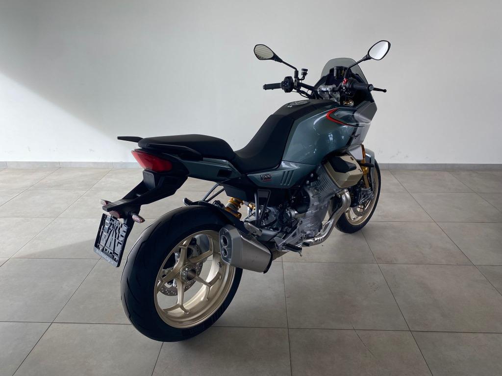 Moto Guzzi V100 Mandello S, Motos, Permis Moto A, Entreprise, Plus de 35 kW, 2 cylindres