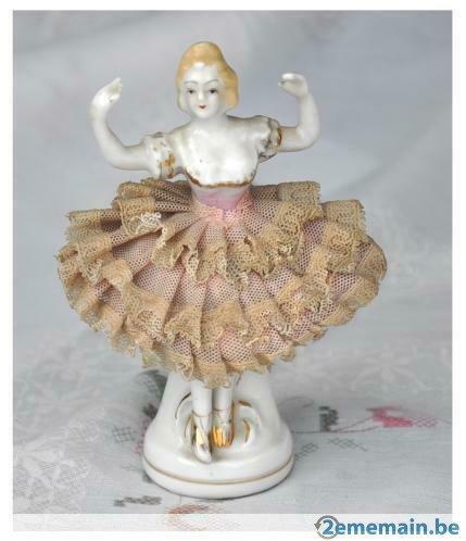 statuette ballerine  en porcelaine et dentelle n°7, Antiquités & Art, Art | Sculptures & Bois, Enlèvement