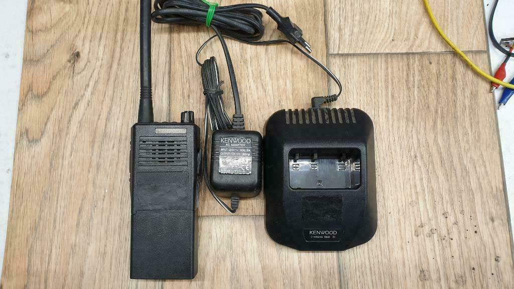 jw1026:  transceiver kenwood TK-250, Télécoms, Émetteurs & Récepteurs, Utilisé, Émetteur et Récepteur, Enlèvement ou Envoi