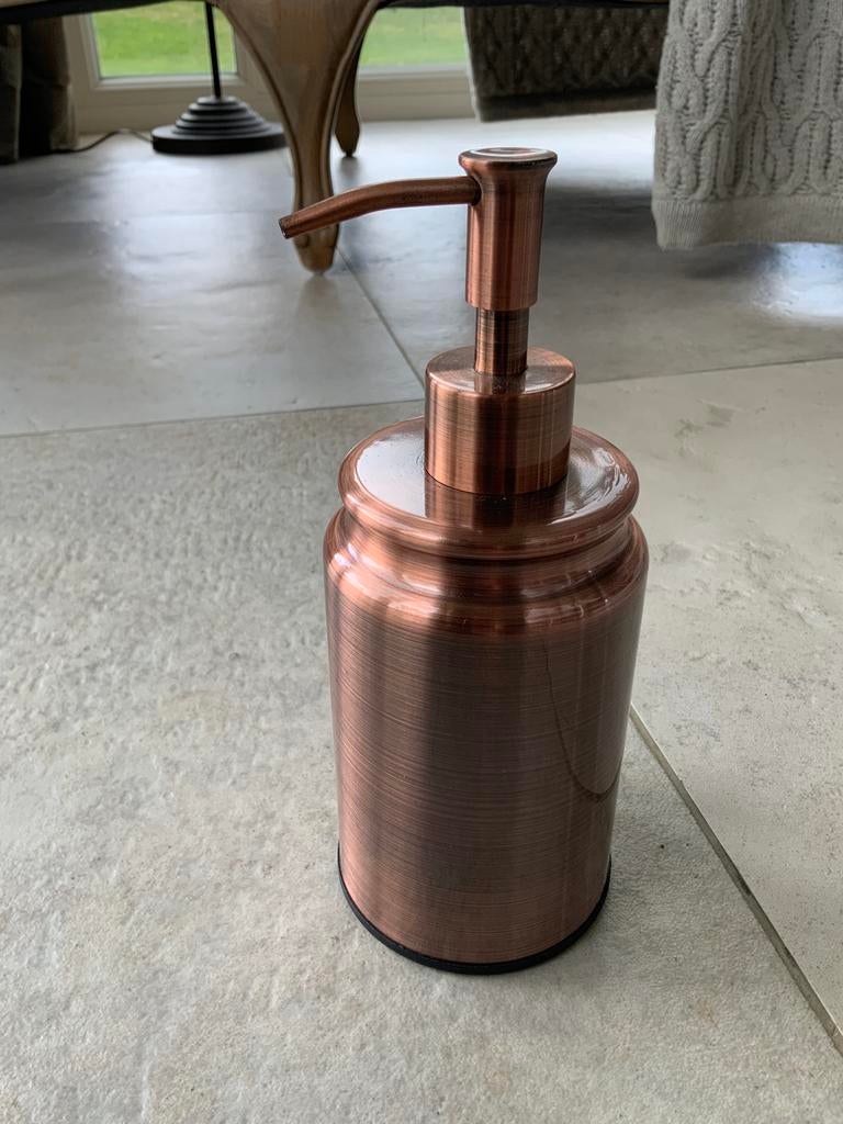 Aquanova NEW SOAP DISPENSER COBRE SMALL, Huis en Inrichting, Badkamer | Badtextiel en Accessoires, Ophalen of Verzenden, Nieuw