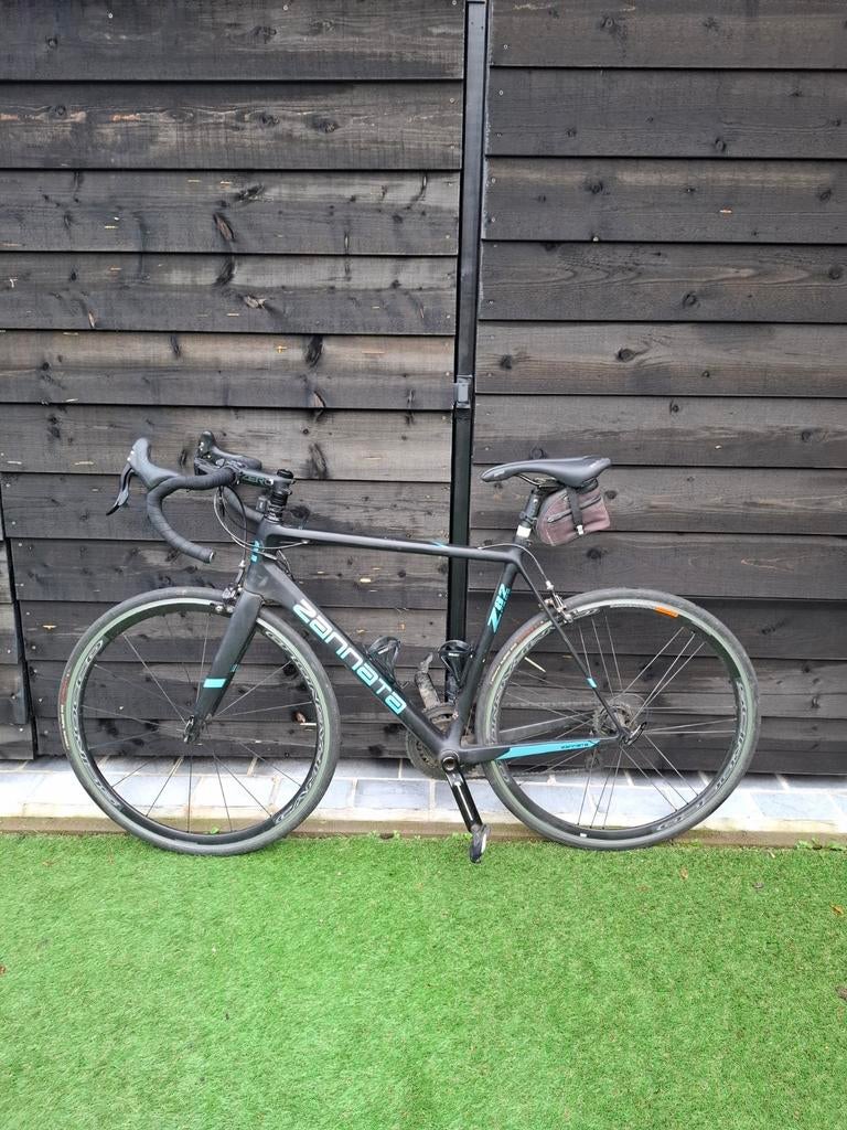 Racefiets zannata full carbon, Fietsen en Brommers, Ophalen