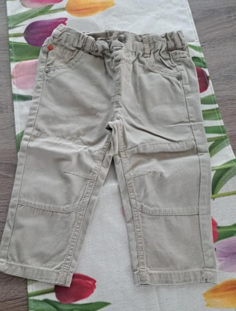 Beige broekje maat 80, Kinderen en Baby's, Babykleding | Maat 80, Zeeman, Broekje, Ophalen of Verzenden, Zo goed als nieuw