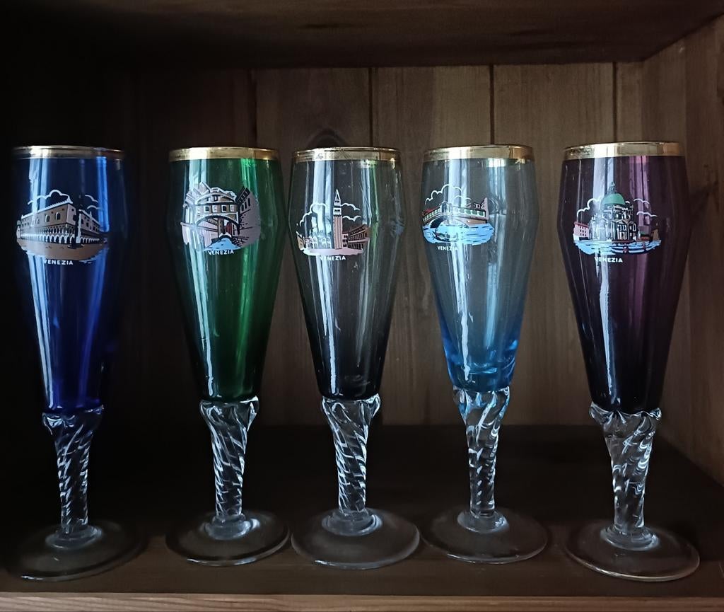 Vintage Murano Venezia gekleurde champagnefluiten, Verzamelen, Ophalen, Zo goed als nieuw