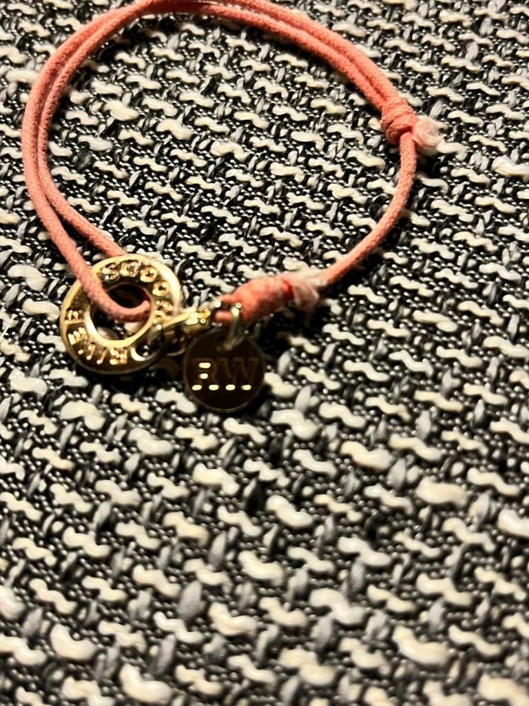 Armbandje Riverwoods roze, Ophalen, Zo goed als nieuw