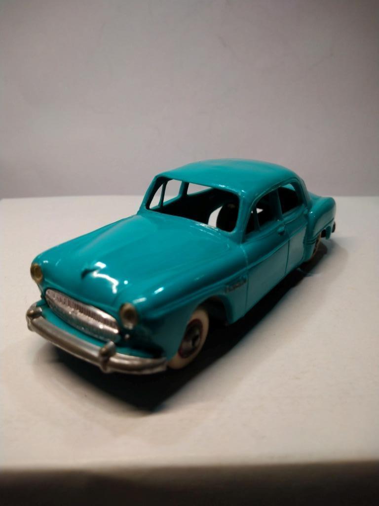 renault fregate amiral - plastique - miniatures de norev, Enlèvement ou Envoi, Norev